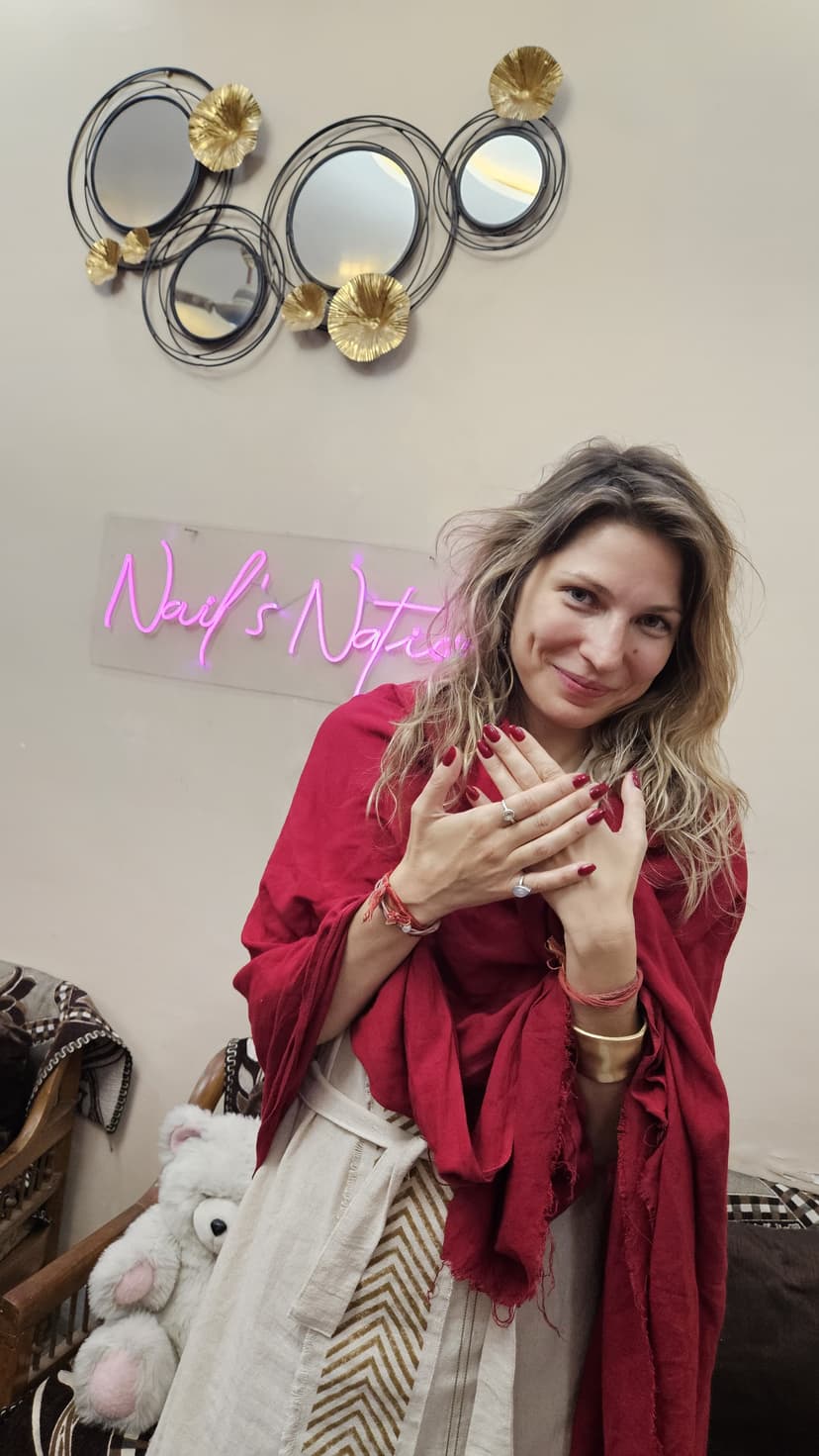 French manicure nail art